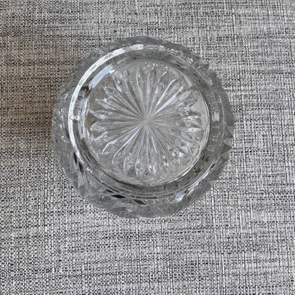 Vintage Early American Prescut Glass Celery Vase - Picture 3 of 8